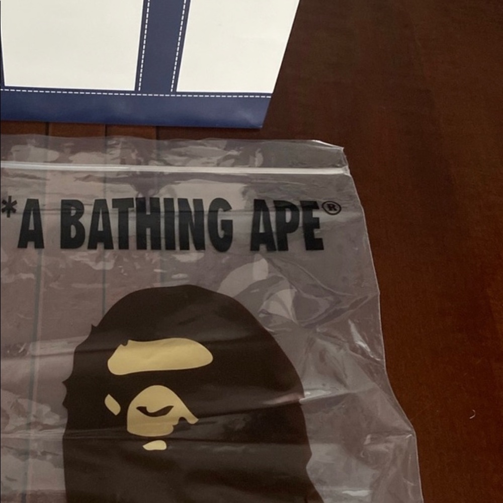 copy— AUTHENTIC BAPE SHIRT - Picture 5 of 5